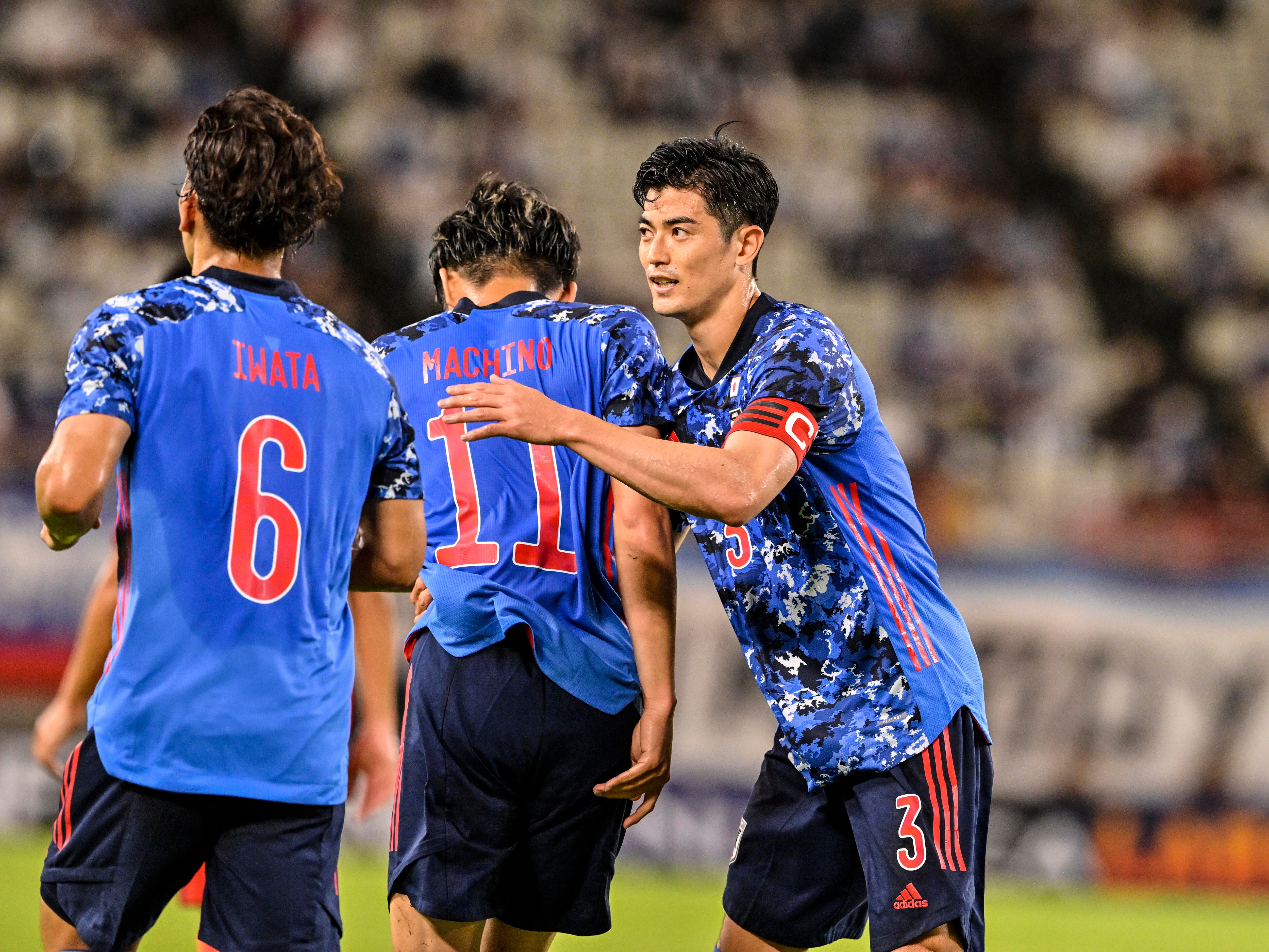 サッカー　日本代表　タオルマフラー　アディダス