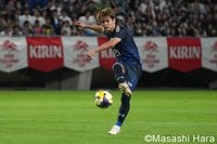 日本代表が“佐野海舟→南野拓実”で鮮やか先制！自ら奪って運んでラストパスを送った24歳MFに｢すごすぎない？｣｢これはボランチ1番手やで｣｢遠藤航を超えそうだな｣