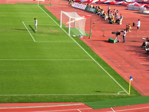 大住良之の「この世界のコーナーエリアから」第76回「黙って立ち続けて1世紀半」(3)「御年158歳のレジェンドにリスペクトを」の画像