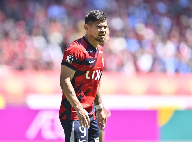 【試合アルバム】鬼木監督の古巣・川崎を国立で破った鹿島アントラーズのプレー写真78枚！「鹿島アントラーズー川崎フロンターレ」の画像040