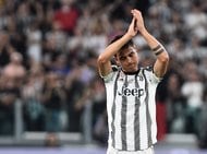 ｢最高だ｣｢神｣アルゼンチン代表FWパウロ・ディバラが移籍後初ゴール含む｢2ゴール｣!! ASローマは負けなしで首位…｢優勝に導いてくれ｣などと話題となった｢圧巻の2得点｣【動画】の画像