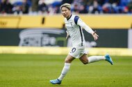 「彼氏感半端ない」!! サッカー日本代表・浅野拓磨のモデル風ショットが「カッコいい」と話題に!! インスタに投稿したオシャレ画像とは?【画像】の画像