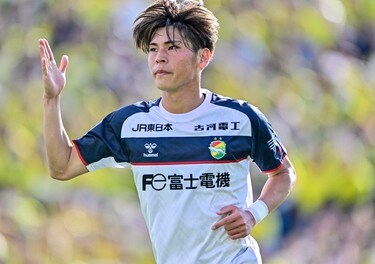 泣かないでおくれ」号泣する千葉FW小森飛絢の姿にサポーターから励まし