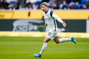 浅野拓磨 サッカー日本代表・浅野拓磨が背番号｢10｣ からの変更を発表!! SNSで
