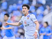 【J2第31節プレビュー「3強2差」】「命運を分ける」移籍動向！「J1昇格へ抜かりナシ」首位・横浜FCはブラジル人含め3人のFWを獲得、「久保建英と共闘」元U－17W杯戦士・平川怜は6位・ロアッソ熊本へ、FC琉球に親加入のガーナ人FWは早くも「驚異」を見せつけた!!【戸塚啓のJ2のミカタ】(2)の画像