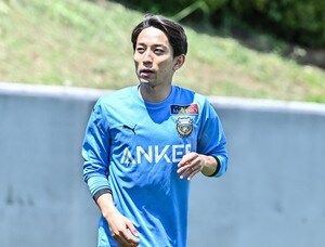 「メッチャ曲がった」「閃きとセンス」ボーフムデビュー戦での三好康児の年間ベストゴール未遂の超ロングシュートが話題！「入ってたらプスカシュ賞だったな～」の声の画像