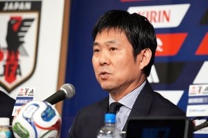 後藤健生の｢蹴球放浪記｣第320回｢日本代表が示した漢気｣の巻(1)革靴でボールの蹴り方を教えてくれた謎のコーチ、運命を変えた出会いの画像