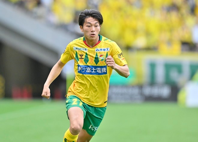 【試合アルバム】ジェフユナイテッド千葉のベガルタ仙台戦でのプレー写真49枚！「ジェフユナイテッド千葉ーベガルタ仙台」の画像037