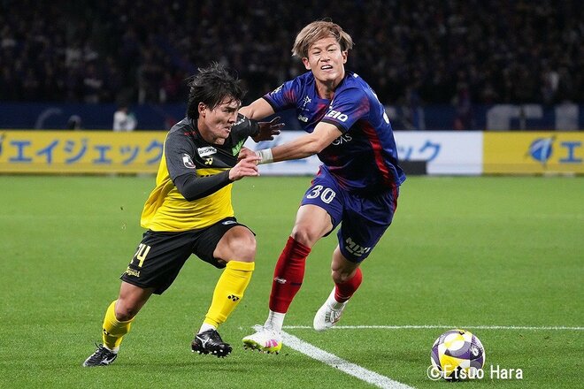 柏のロドリゲス監督が遭遇した｢ジレンマ｣、｢勝てない｣チームと｢負けない｣チームの雨天の死闘！【FC東京vs柏レイソル】原悦生PHOTOギャラリーの画像007