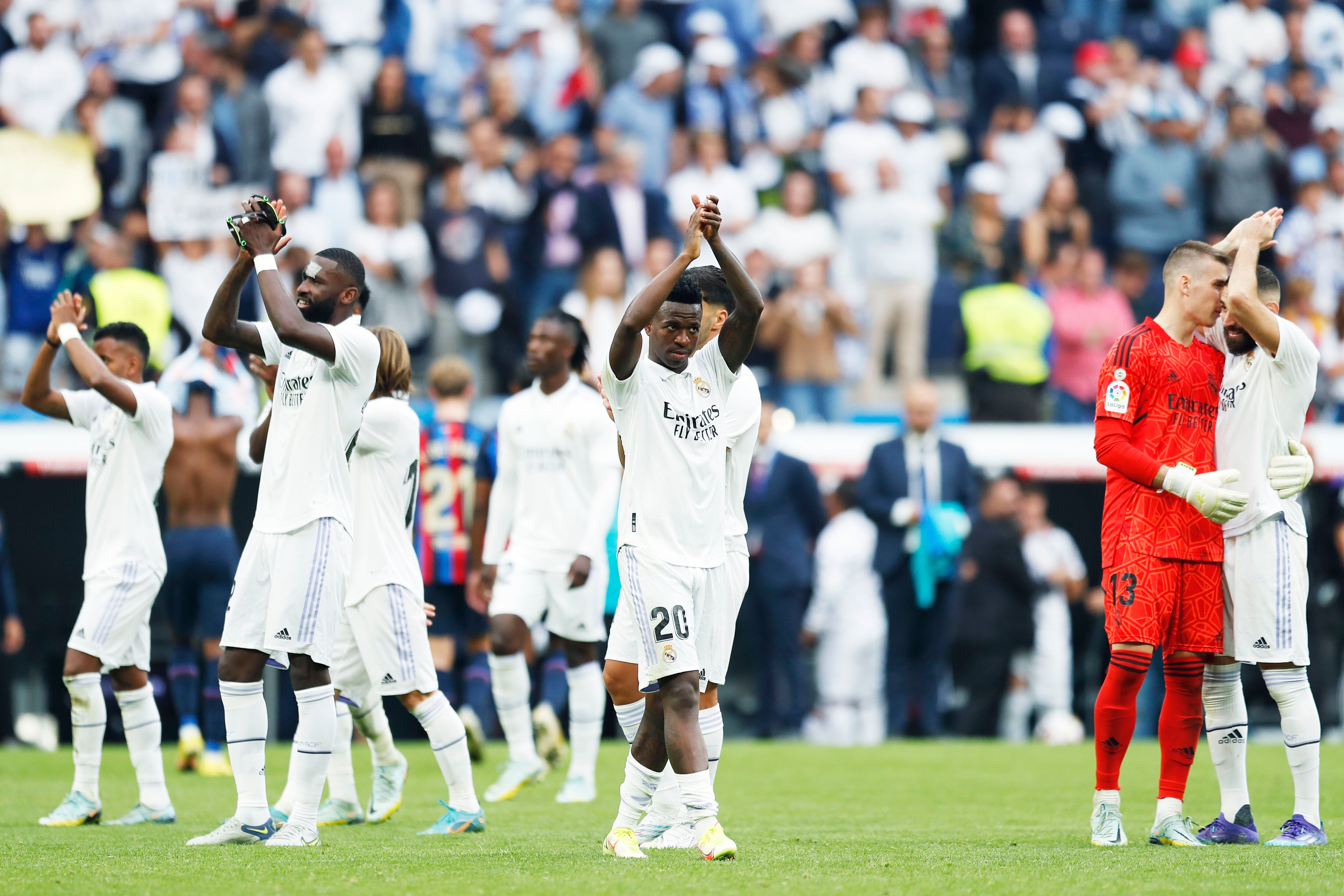 かっこいい レアル マドリードがアベンジャーズと 限定コラボウェア 販売 10 30のジローナ戦の際にキャプテン アメリカのウェアなどを着用予定 概要 海外サッカー ニュース サッカー批評web