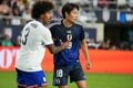 GK大迫敬介が神セーブ！鈴木唯人の絶妙クロスに伊東純也がスライディング弾！三笘薫ら3枚同時投入も無得点…森保監督が｢4バック｣の手ごたえを語ったアメリカ戦【日本代表vsアメリカ代表】激闘PHOTOギャラリーの画像035