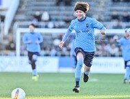 美しい奥様と可愛い5人のお子さんとフィニッシュ「イニエスタ引退試合」激写 ロベカル、リバウド、サビオラ「レジェンド」参戦!シャビ、イニエスタ「バルサ中盤」復活の画像