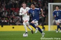 名将トゥヘルが白旗！イングランド側の証言で分かった日本代表｢本当の恐ろしさ｣(1)｢三笘へのパス供給を断つしかない｣名将が戦慄した｢プレスをかけるのが難しい｣日本のシステム