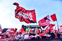 ｢だから今日、俺らは勝てた｣“連敗脱出”浦和の田中達也暫定監督の勝利後ロッカールームでのスピーチが熱い！｢達也かっこよすぎ！｣｢マチェイさんのためが泣ける｣