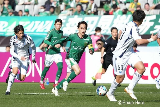 激戦“東京クラシック”は東京Vが2点差を追い付いてのPK勝ち！｢勝点2を失った試合｣｢僕が言うと退場になっちゃうから｣試合後の両指揮官の言葉に何を感じる？【東京ヴェルディvs FC町田ゼルビア】原悦生PHOTOギャラリーの画像003