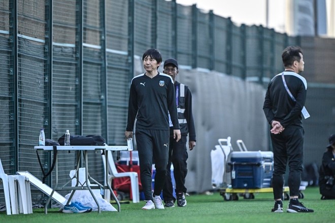 【川崎フロンターレアルバム】ACLEを戦い抜いた「コーチングスタッフ＆クラブスタッフのサウジアラビア2週間の写真」合計99枚！ アジア2位を支えた2週間のピッチ内外の姿の画像002