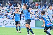 川崎、23戦無敗！(1)横浜FCを完璧にハメた「今季最強の前進プレス」の画像