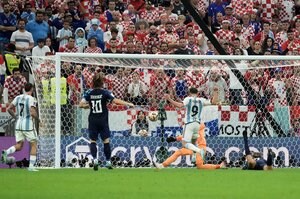 PHOTOギャラリー「ピッチの焦点」リオネル・メッシのアルゼンチン代表3対0の圧勝で決勝進出!【FIFAワールドカップ2022カタール　アルゼンチン代表vsクロアチア代表2022年12月13日】（渡辺航滋撮影）の画像