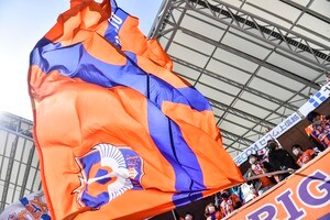 「こういうのが一番欲しい」半袖ユニに合わせる“ありそうでなかった“神商品”が新潟から発売されて大反響！「マジでコレ羨ましい」「全チーム採用するべき」などの声の画像