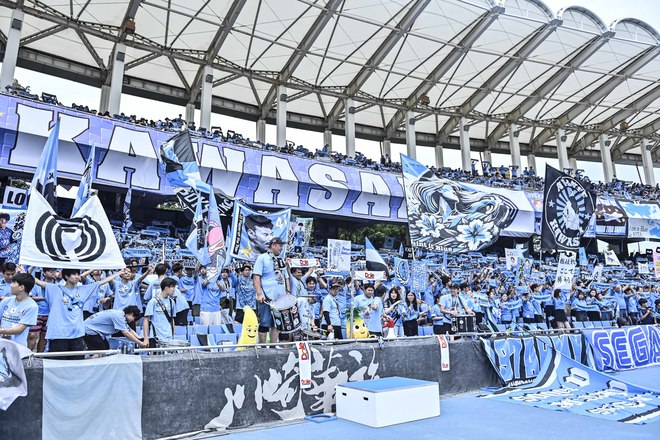 【サポーターアルバム】等々力連勝をアシストした「川崎フロンターレの試合前のサポーター写真83枚」！ 2万2070人が駆け付け圧巻の応援見せた「川崎フロンターレーセレッソ大阪」の画像075