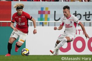 松尾佑介のパス選択が示した｢裏パターンの充実｣、ラファエル・ハットンの豪快ヘッドで浮き彫りになった｢守備の行き違い｣【浦和レッズvsセレッソ大坂】試合分析(1)の画像