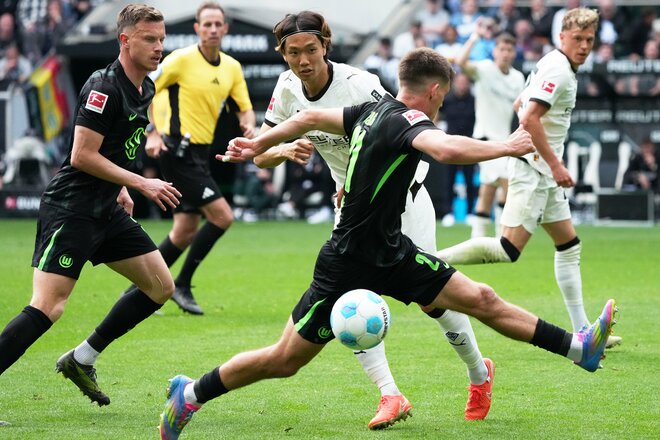 サッカー日本代表DF板倉滉に下された｢厳しい採点｣に異議アリ！　20歳FW福田師王は与えられた短い時間に全集中も…｢難しい今後｣【ボルシアMG vs ヴォルフスブルク】PHOTOギャラリーの画像009