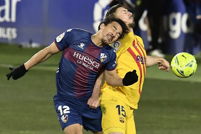 バルセロナ戦惜敗も…ウエスカ・岡崎慎司が取り戻した「フォワードとしての誇り」の画像
