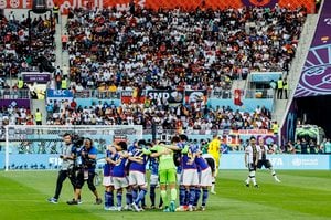 「W杯ではありえない“カードゼロ”試合での勝利」「カタールでも“ニッポン、ニッポン”と大騒ぎ」【日本代表、ワールドカップ白星発進! ドイツ戦「逆転勝利」を徹底激論】(6)の画像