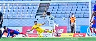 【日本サッカーの未来を拓く鍵】「動きすぎない」「タイミング」上田綺世が醸し出していた「怖さ」の源泉【鹿島アントラーズvsFC東京から見えたもの】(2)の画像