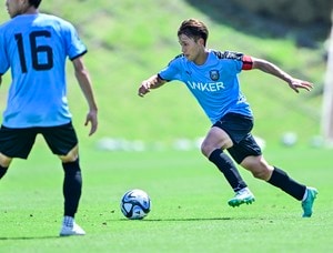 「アドバイスもらえた」川崎・橘田健人にとって、谷口彰悟との邂逅は復調のきっかけとなるか。「“俺もそうだったよ”って話もあったので、多少楽になりました」の画像