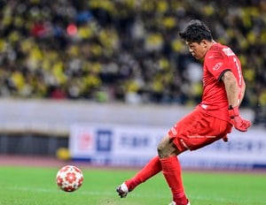 「GKが蹴るPKじゃない」天皇杯決勝でJ1川崎守護神が決めたPKに「とんでもないコース」と驚愕の声！「一番上手かった気がする」「ＦＰよりうまい」と大絶賛のキックの画像