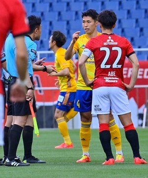 仙台、埼玉で自ら白星逃す(1)狙い通りのパスカットで得た「前半4つの決定機」の画像