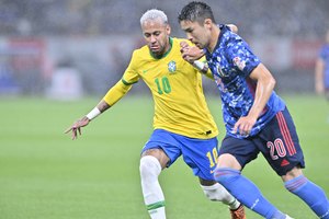 サッカー日本代表が「世界最強」ブラジル代表に善戦!!「0-1で敗戦」も「板倉や権田」の粘りで「ネイマールを抑えつつ」最少失点で試合を終える【動画】の画像