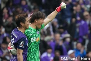 白熱の中国ダービー！新生ガウル広島が紫のEピースでのPK戦で勝利の雄叫び！新旧戦力が融合＆躍動！岡山は江坂がスーパー弾も…【サンフレッチェ広島vsファジアーノ岡山】激闘PHOTOギャラリーの画像