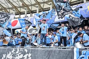 【サポーターアルバム(2)】G大阪戦の執念の同点弾導いた川崎フロンターレのサポーター写真94枚！ Gゾーンからメインスタンドまで撮影「川崎フロンターレーガンバ大阪(2)」の画像