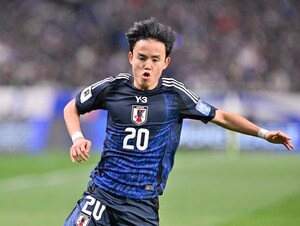 「ハメスやん」「通常営業えぐっ」ソシエダ久保建英の胸トラ＆太ももコントロール反転ドライブボレー弾映像にファン驚嘆！「このゴールを公式戦でみたい」の声の画像