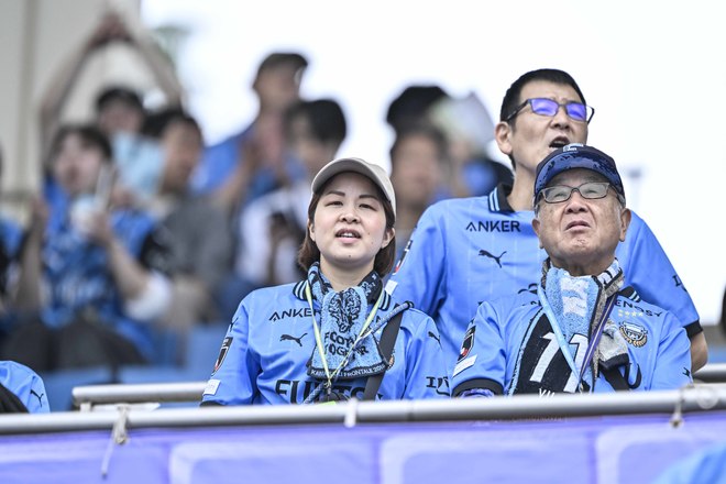 【サポーターアルバム(2)】G大阪戦の執念の同点弾導いた川崎フロンターレのサポーター写真94枚！ Gゾーンからメインスタンドまで撮影「川崎フロンターレーガンバ大阪(2)」の画像021