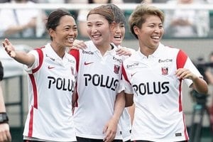 代表選手2人の｢経験値が生きた｣スコアレスドロー、｢戦略的だった｣PK戦のキッカー選択とキーパー交代【サッカー日本代表の｢すごさ｣を改めて感じた浦和レッズL｢まさかの敗退｣】(2)の画像