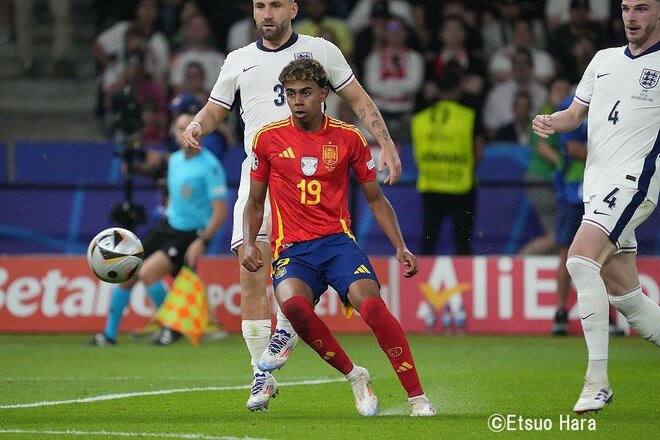 【UEFA　EURO2024現地撮】決勝前日に｢17歳｣の誕生日を迎えたヤマルが先制点をアシスト！　スペインが史上最多｢4度目｣の欧州王者に！【スペイン代表vsイングランド代表】原悦生PHOTOギャラリー｢サッカー遠近｣の画像003