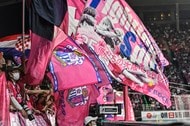「天才すぎ」「洒落てるなー」伊藤涼太郎のテクニカルな逆足“オシャレループ弾”にファン興奮!「涼太郎らしい遊び心!」「黄色ユニやし香川感あるな」などの声の画像