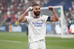 レアル・マドリード、サッカー日本代表MF鎌田大地や長谷部誠のフランクフルト戦の｢帯同メンバーを発表｣！ ｢UEFAスーパーカップ｣新加入メンバーに新加入DFやMF、カリム・ベンゼマらを招集【画像】の画像