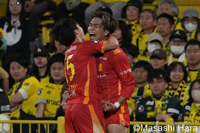 ミシャ名古屋が柏を完全攻略！ 先制の内田宅哉と同点弾の遠藤渓太が歓喜！ ゴラッソに木村勇大が咆哮して山岸祐也がダメ押し！【柏レイソルvs名古屋グランパス】激闘PHOTOギャラリーの画像004