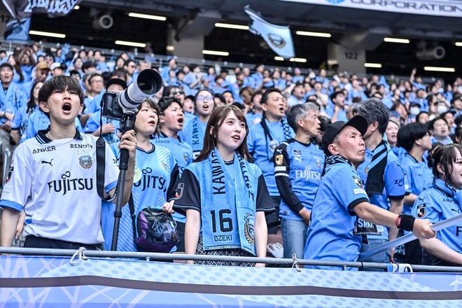 【サポーターアルバム】国立競技場を青く染め上げた川崎フロンターレのサポーター写真81枚！ ACLE準優勝後初の国内試合「鹿島アントラーズー川崎フロンターレ」の画像065