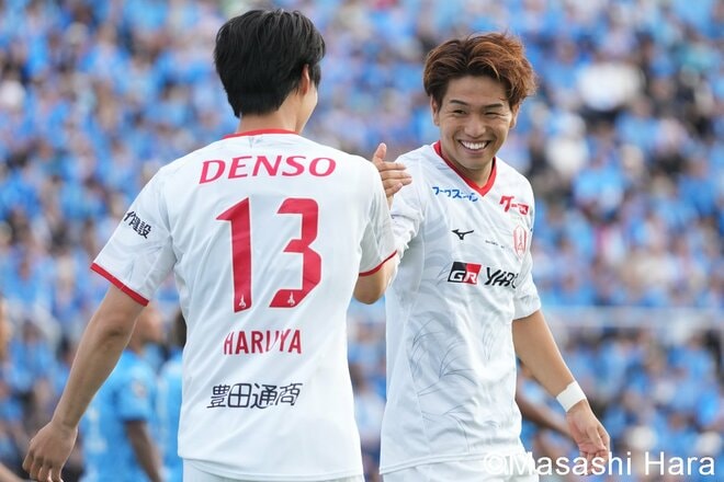 後半ATに生まれた執念の豪快同点弾！ 殊勲の横浜FC伊藤槙人は｢本当、悔しい結果に終わってしまった｣J1残留へ向けてつかみ取った｢勝点1｣の意味【横浜FC vs名古屋グランパス】激闘PHOTOギャラリーの画像002