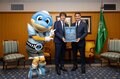 J1川崎がACLEファイナルズを前にサウジアラビア大使館を電撃訪問！ ユニフォーム&タオルマフラーと引き換えに現地での有益情報獲得……クラブ悲願のアジア青覇を前にクラブが動いたの画像004