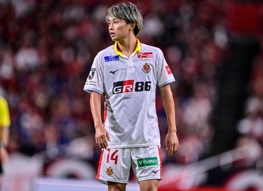 森島イケメンすぎんか」J1名古屋が公開した選手たちの「秋コーデ」で