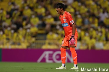 コスパ最強の崩し サガン鳥栖が見せた Gkから2タッチ 2パス での決定機演出 次元違う と衝撃与える 動画 サッカー批評web コスパ最強の崩し サガン鳥栖が見せた Gkから2タッチ 2パス での決定機演出 次元違う と衝撃与える 動画 サッカー批評web