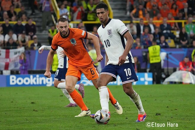 【UEFA　EURO2024現地撮】シモンズ｢豪快ミドル｣でオランダ先制もケイン｢ＶAR弾｣で振り出しに！試合を決めたのは後半AT｢伏兵の一撃｣【オランダ代表vsイングランド代表】原悦生PHOTOギャラリー｢サッカー遠近｣の画像005