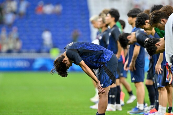 【パリ五輪・現地撮】U２３サッカー日本代表、スペイン戦の激闘フォトレポート……準々決勝で敗退した大岩ジャパン。涙と悔しさのリヨンのピッチ上の画像024