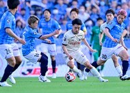 PHOTOギャラリー「ピッチの焦点」フランクフルト鎌田大地がゴール！【ブンデスリーガ第33節 シャルケvsフランクフルト 2023年5月20日】（渡辺航滋撮影）の画像